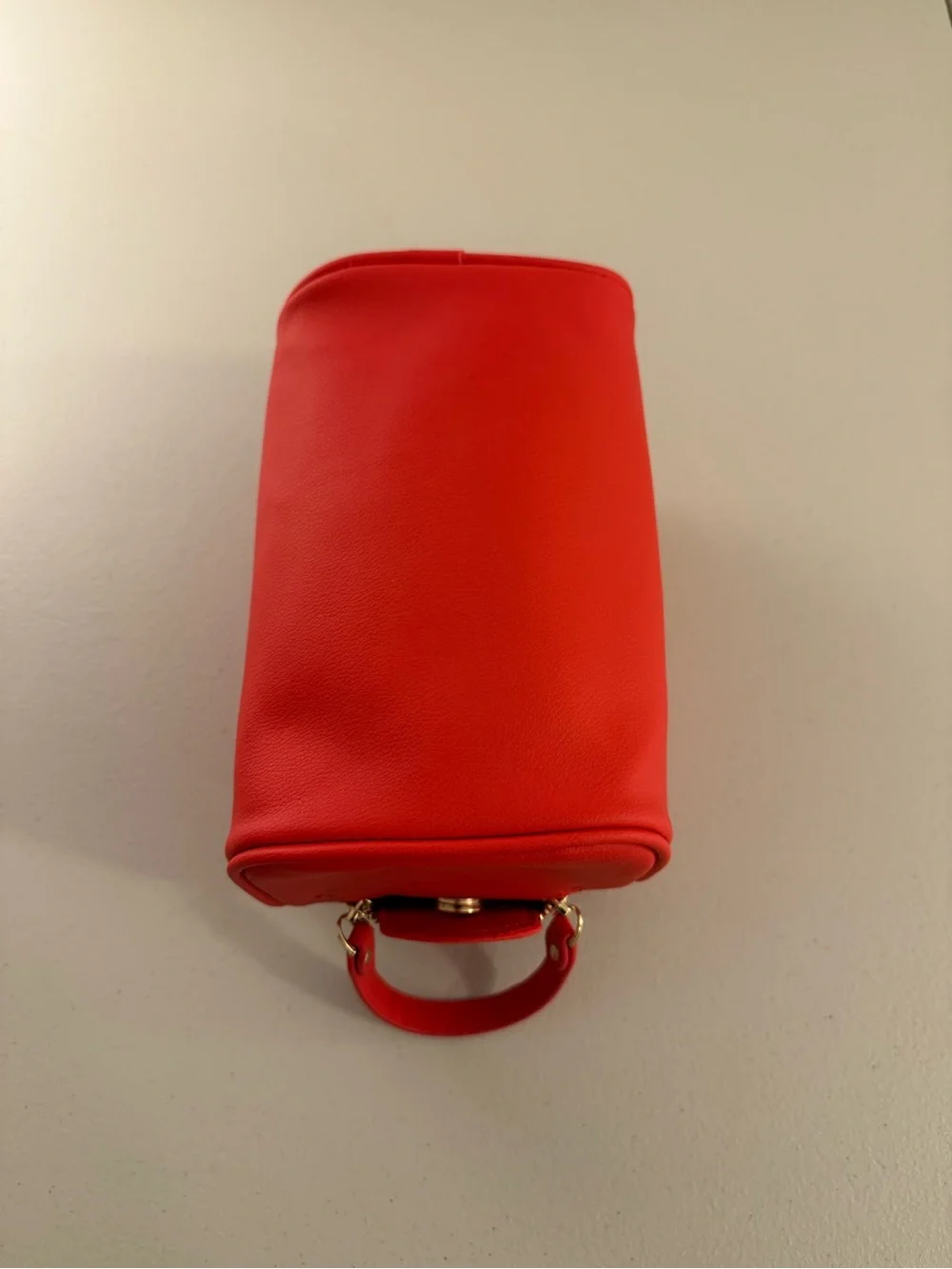 TRULY Signature Makeup/Toiletry Case in ‘Candy Apple Red - *NWOT*